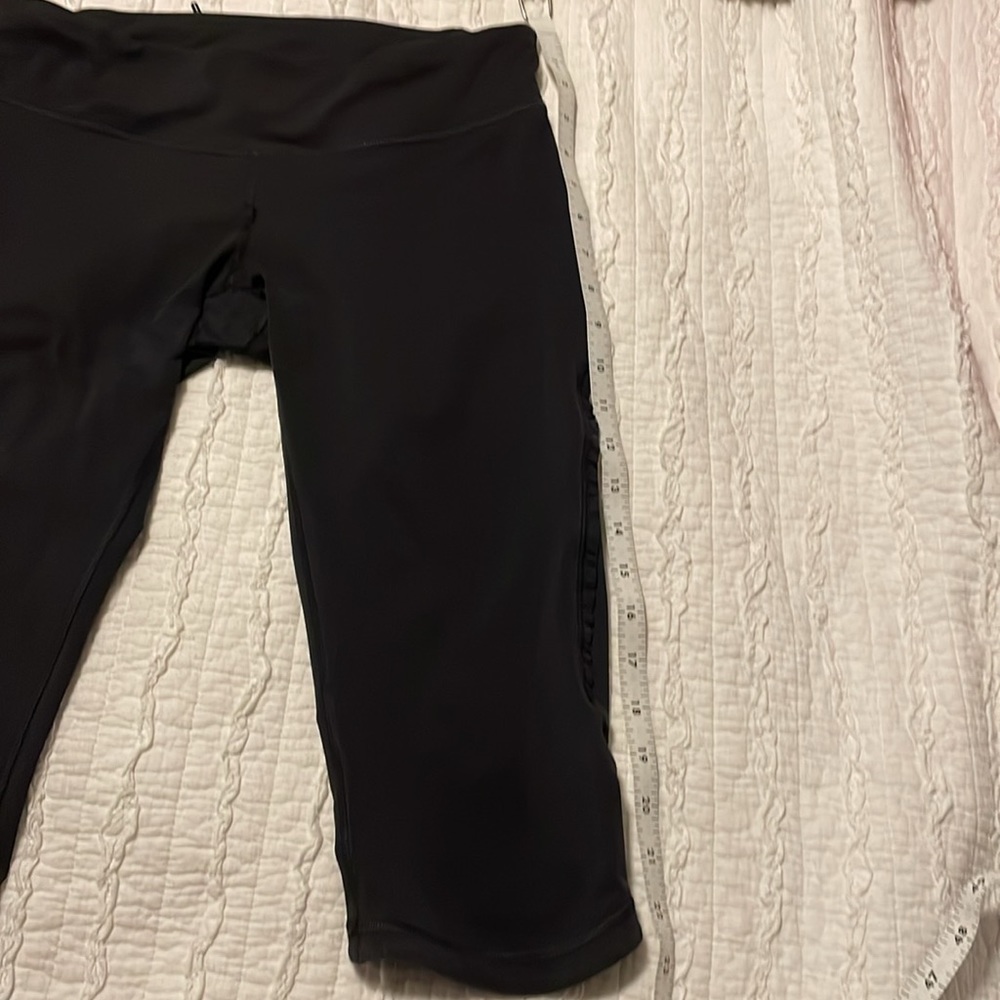 Lululemon Capris-8 - Picture 9 of 10